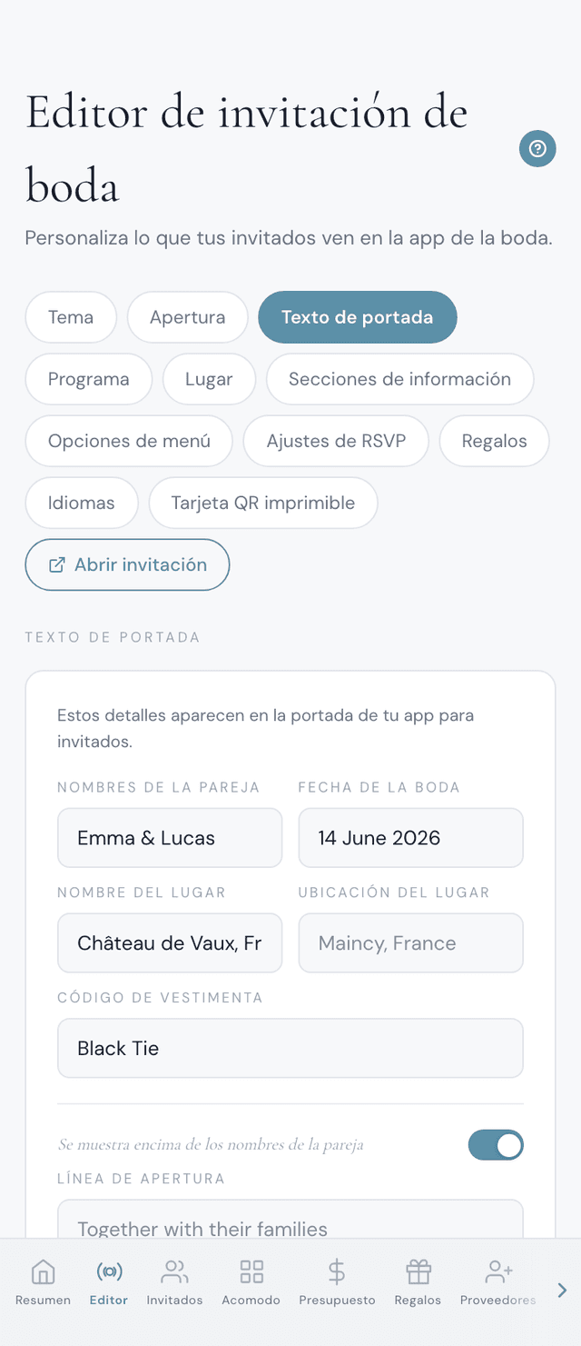 Editor de traducciones de la invitación bilingüe mostrando campos de texto por idioma en el editor de la app