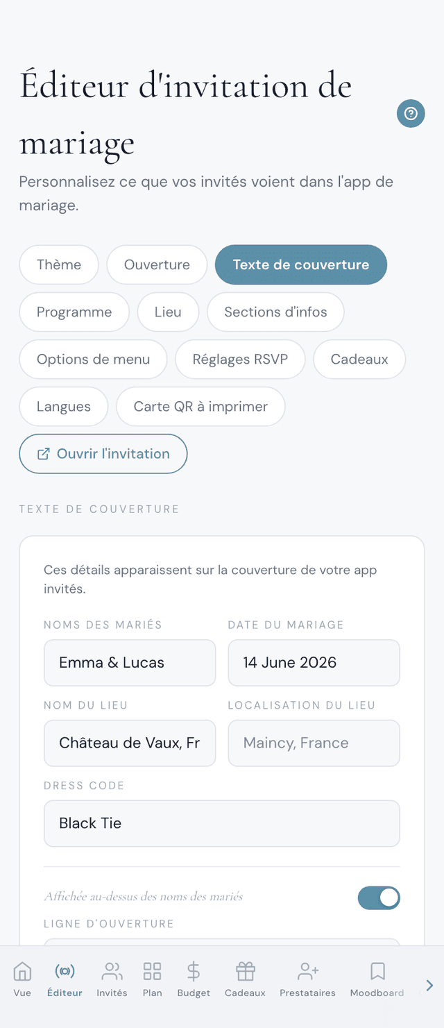 Éditeur de traduction du faire-part bilingue dans l'App Builder avec champs de texte pour chaque langue