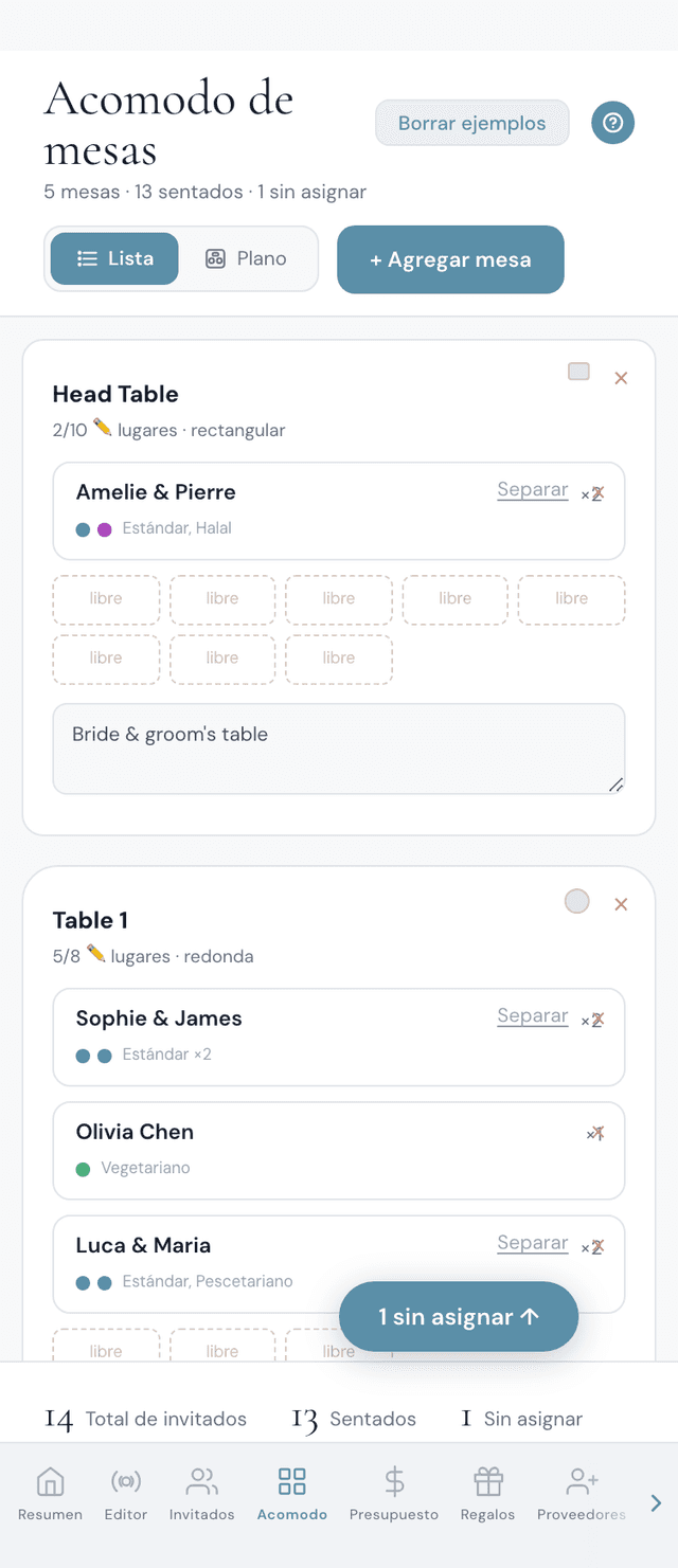 Plan de mesas de boda y plano del salón mostrando 6 mesas con invitados sentados, pista de baile, barra, DJ, photo booth y entrada — organizador de mesas en iPhone